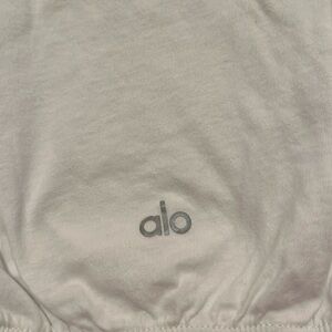 white alo workout shirt